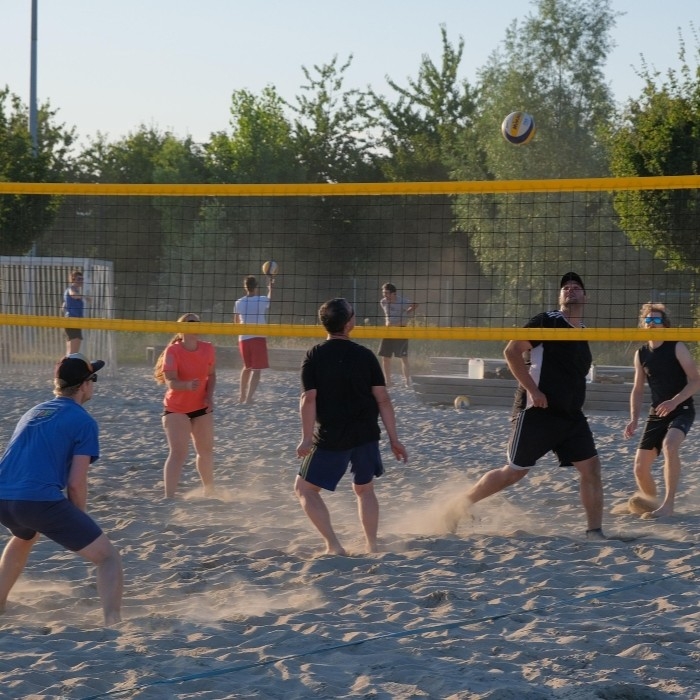 Tips for Getting High-Quality Custom Volleyball Uniforms on Budget